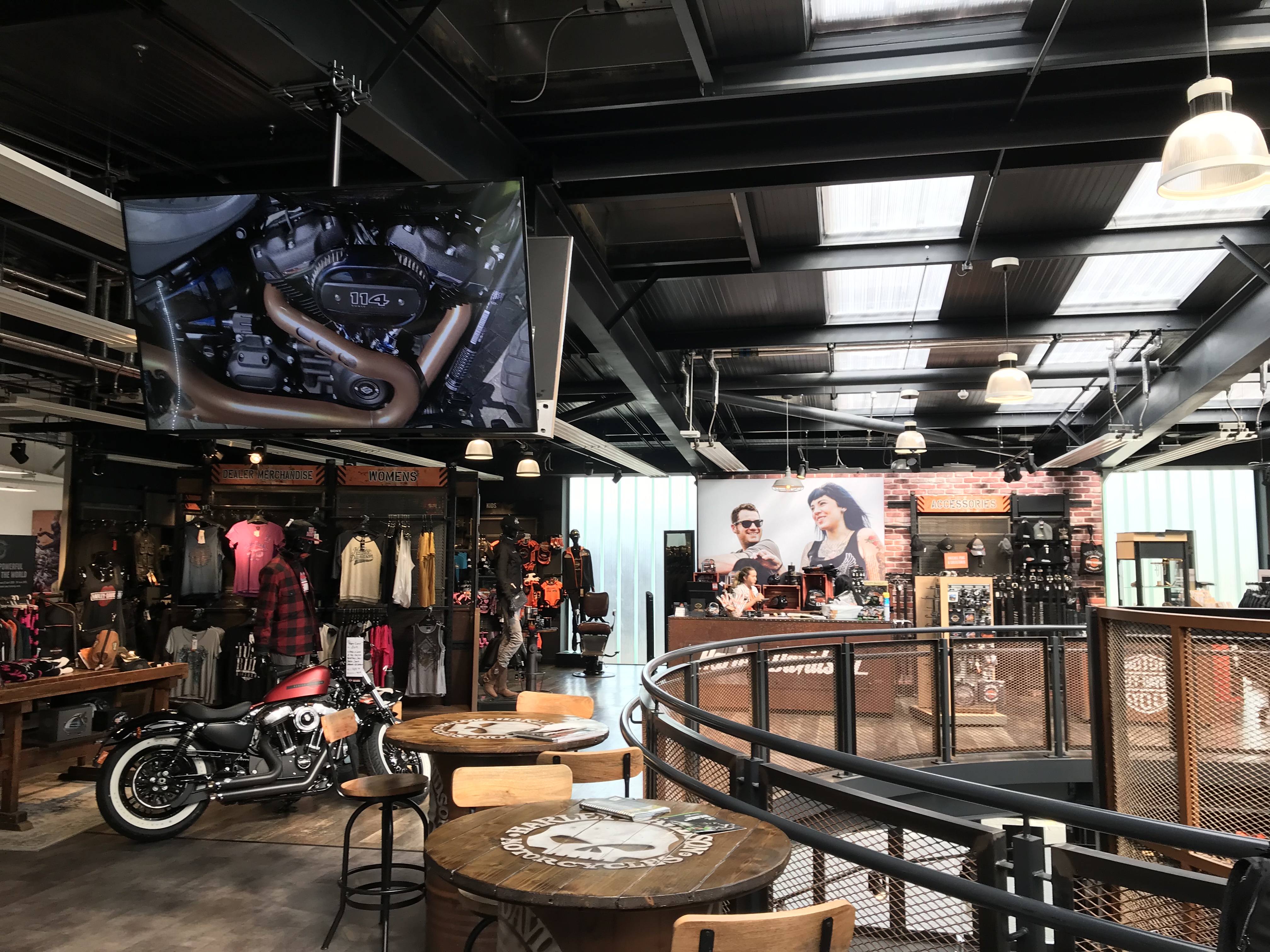 4F6992D6-20CF-41E4-B7BE-575AC9FC3F20